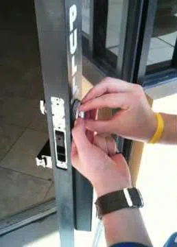 Renton Locksmith Service Renton, WA 425-749-3681