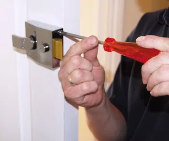 Renton Locksmith Service Renton, WA 425-749-3681